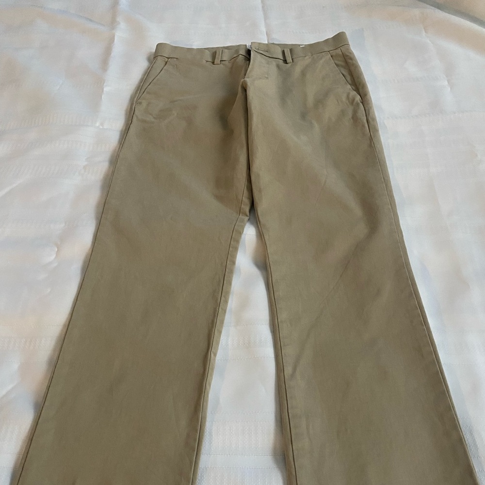 Gap 29x30 Straight Leg Khakis